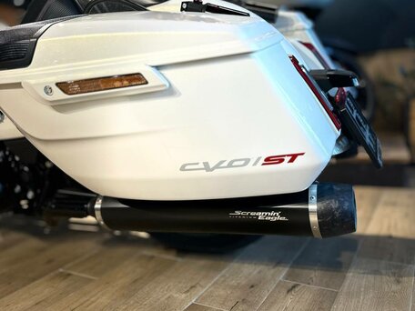 2024 Harley-Davidson CVO Road Glide ST, белый, 4900000 рублей, вид 3
