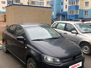2014 Volkswagen Polo V, чёрный, 370000 рублей, вид 3