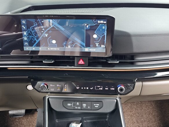 2025 Kia Carnival IV Рестайлинг, чёрный - вид 11