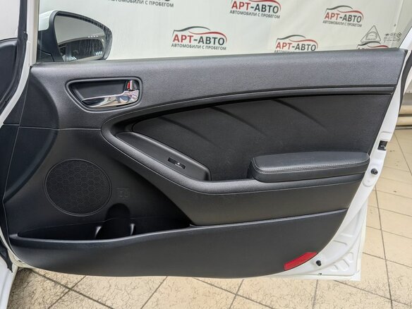 2013 Kia Cerato III, белый, 929000 рублей - вид 16