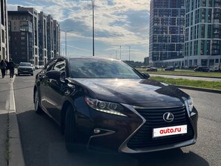 2016 Lexus ES 350 VI Рестайлинг, коричневый, 2990000 рублей, вид 2
