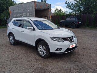 2018 Nissan X-Trail III Рестайлинг, белый, 1600000 рублей, вид 3