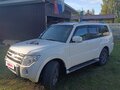 2011 Mitsubishi Pajero IV, белый, 1500000 рублей
