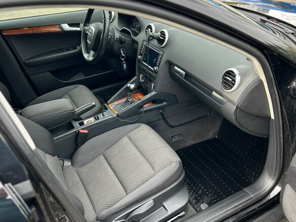 2012 Audi A3 II (8P) Рестайлинг 2, чёрный, 830000 рублей - вид 7