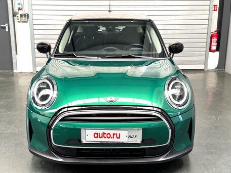 2023 Mini Hatch Cooper III (F55/F56) Рестайлинг 2, зелёный, 2020000 рублей, вид 1