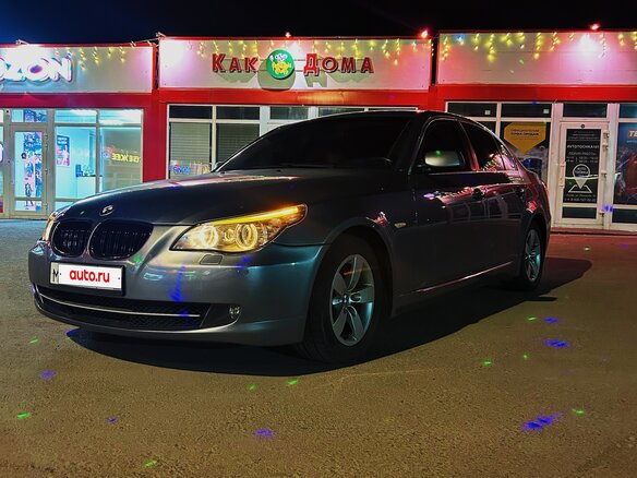 2008 BMW 5 серии 525i V (E60/E61) Рестайлинг, серый, 1300000 рублей - вид 4