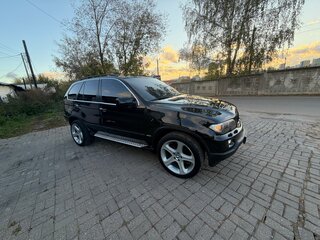 2004 BMW X5 4.4i I (E53) Рестайлинг, чёрный, 900000 рублей, вид 2