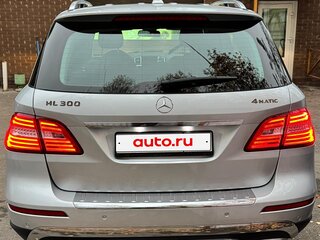 2015 Mercedes-Benz M-Класс 300 III (W166), серебристый, 1999000 рублей, вид 3