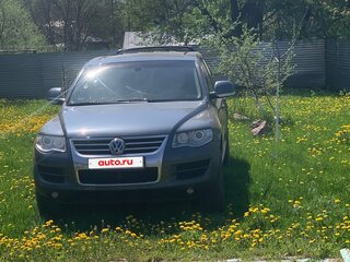 2007 Volkswagen Touareg I Рестайлинг, серый, 1100000 рублей, вид 2