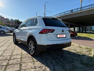 2021 Volkswagen Tiguan II Рестайлинг, белый, 2250000 рублей, вид 4