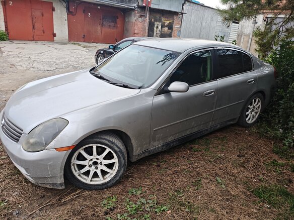 2001 Nissan Skyline XI (V35), серый - вид 3