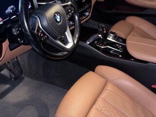 2020 BMW 5 серии 530i xDrive VII (G30/G31/G38) Рестайлинг, чёрный, 4130000 рублей, вид 5
