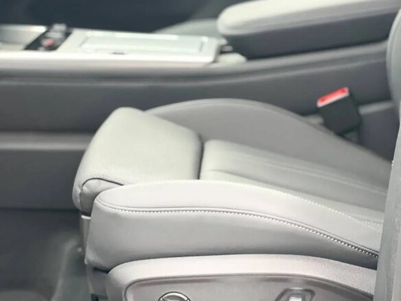 2026 Audi Q7 III (G8), чёрный, 17990000 рублей - вид 12