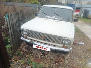 1975 Lada (ВАЗ) 21011, белый, 60000 рублей, вид 1