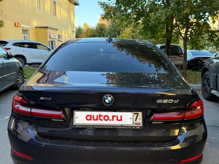 2017 BMW 5 серии 520d xDrive VII (G30/G31/G38), синий, 2899999 рублей, вид 5
