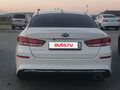 2019 Kia Optima IV Рестайлинг, белый, 1550000 рублей - вид 3