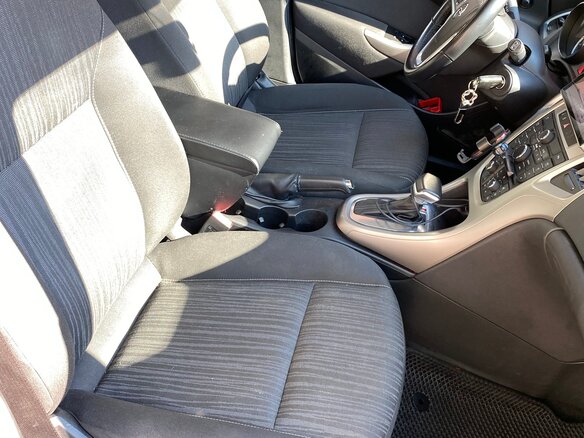 2011 Opel Astra J, чёрный, 749000 рублей - вид 8