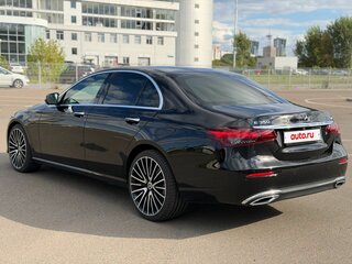 2021 Mercedes-Benz E-Класс 350 V (W213, S213, C238) Рестайлинг, чёрный, 4750000 рублей, вид 4