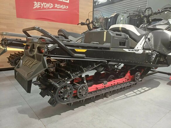 2026 BRP Lynx Brutal RE 850, красный, 3230000 рублей - вид 7