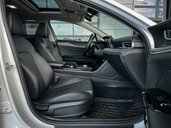 2024 Kia K5 III, белый - вид 18