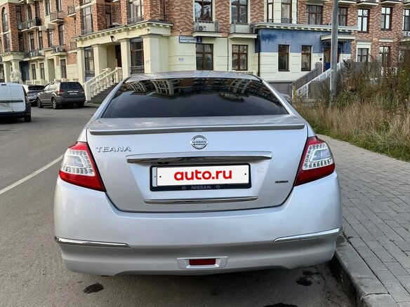 2012 Nissan Teana II (J32) Рестайлинг, серебристый, 990000 рублей - вид 3