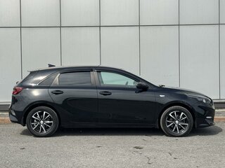 2022 Kia Ceed III Рестайлинг, чёрный, 2000000 рублей, вид 5