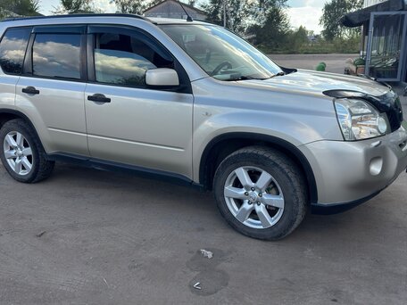 2008 Nissan X-Trail II, золотистый, 900000 рублей, вид 3