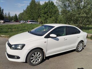 2015 Volkswagen Polo V, белый, 480000 рублей, вид 1