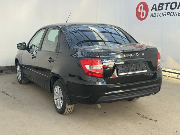 2023 Lada (ВАЗ) Granta I Рестайлинг, чёрный, 730000 рублей - вид 2