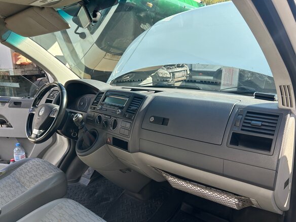 2012 Volkswagen Transporter, белый, 1200000 рублей - вид 5