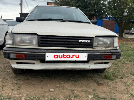 1986 Mazda Familia V (BF), белый, 115000 рублей, вид 2