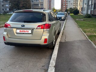 2010 Subaru Outback IV, золотистый, 1250000 рублей, вид 4