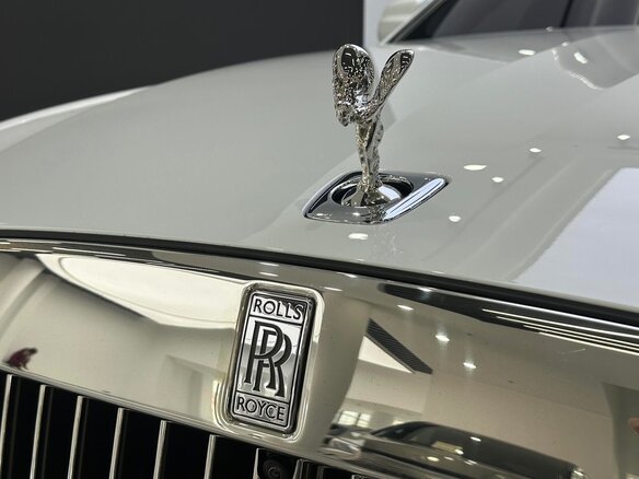 2025 Rolls-Royce Ghost Extended II Рестайлинг (Series II), белый, 43000000 рублей - вид 11
