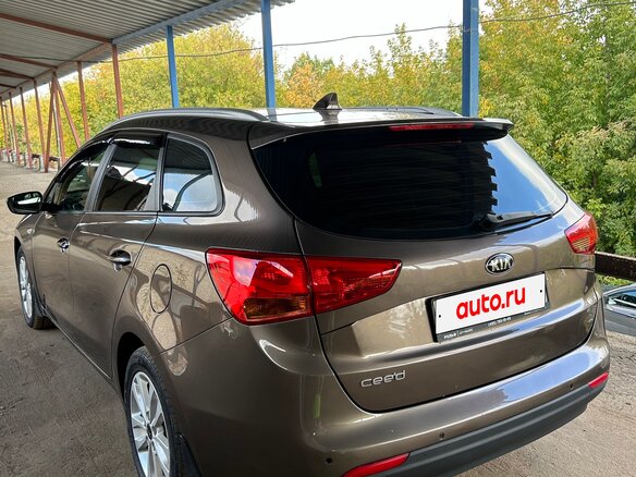 2017 Kia Ceed II Рестайлинг, коричневый - вид 3