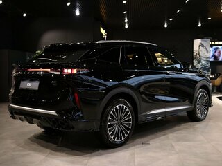2025 Exeed RX, чёрный, 5200000 рублей, вид 5