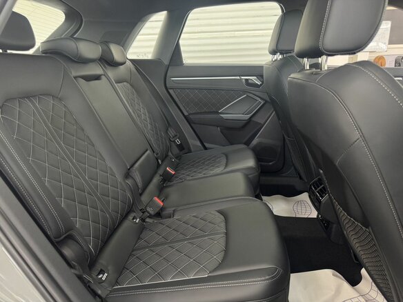 2026 Audi Q3 35 TFSI II (F3), серый - вид 9