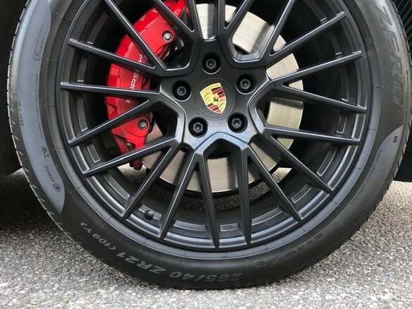 2021 Porsche Cayenne GTS Coupé III, чёрный, 12900000 рублей - вид 10