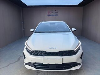 2022 Kia K3 II (China Market) Рестайлинг, белый, 1300000 рублей, вид 2