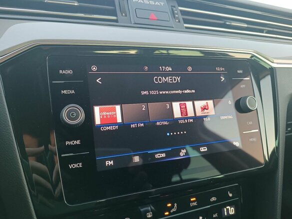 2021 Volkswagen Passat B8 Рестайлинг, синий, 2399000 рублей - вид 16
