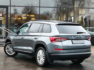2021 Skoda Kodiaq I, серый, 3299000 рублей, вид 4