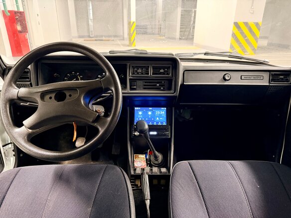 1998 Lada (ВАЗ) 2104 5-speed, белый, 280000 рублей - вид 13
