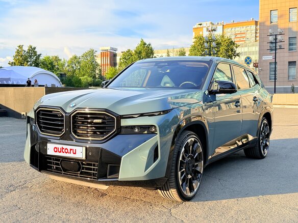 2023 BMW XM, зелёный - вид 6