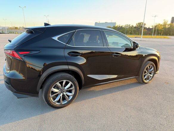 2020 Lexus NX 300 I Рестайлинг, чёрный, 3600000 рублей - вид 9