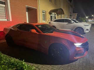 2019 Chevrolet Camaro VI Рестайлинг, оранжевый, 2750000 рублей, вид 4
