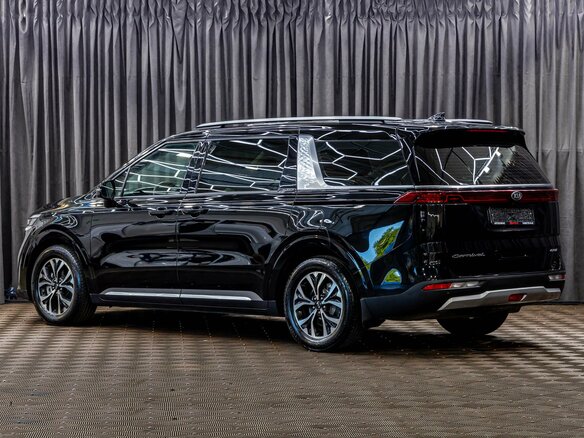 2021 Kia Carnival IV, чёрный, 2995000 рублей - вид 3