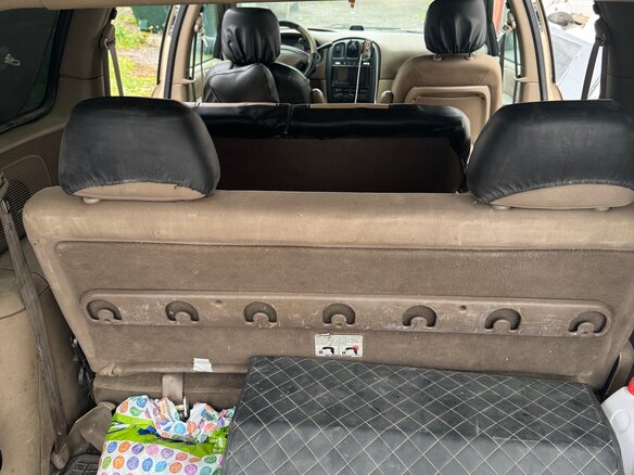 2001 Dodge Caravan Grand IV, золотистый, 400000 рублей - вид 13