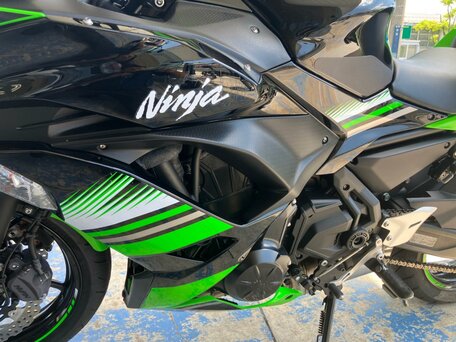 2017 Kawasaki Ninja 650, зелёный, 695000 рублей, вид 3