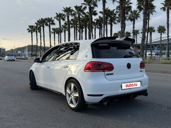 2010 Volkswagen Golf GTI VI, белый - вид 13