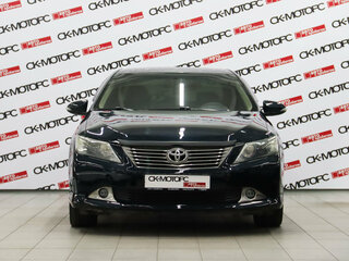 2012 Toyota Camry VII (XV50), чёрный, 1295950 рублей, вид 2