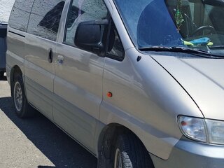 2002 Hyundai H-1 I, серебристый, 750000 рублей, вид 2